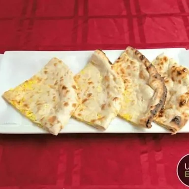 Delicious Indian Kulcha and Tasty Toppings